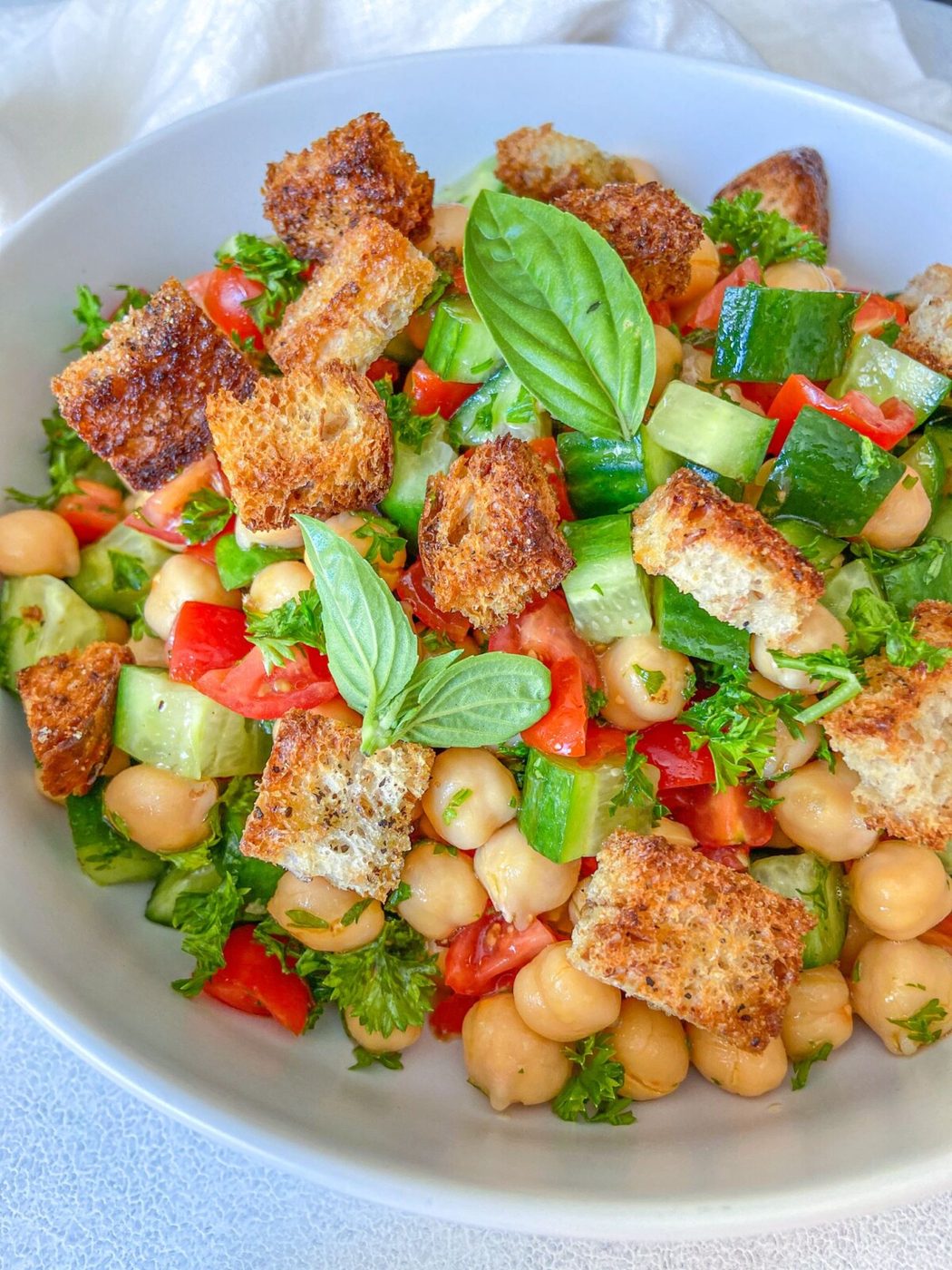 Chickpea Crouton Salad