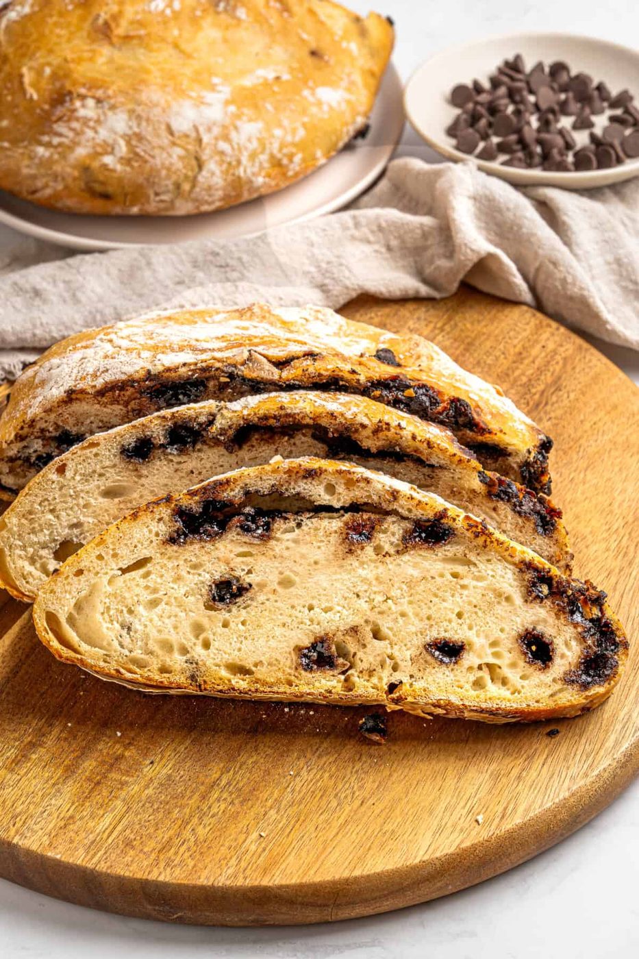 No Knead Chocolate Chip Bread