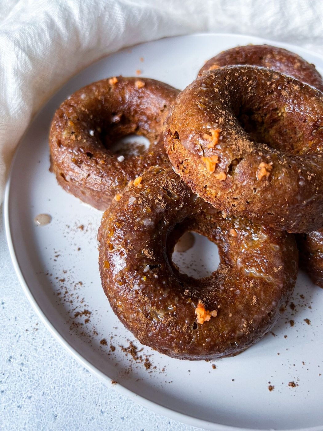 Pumpkin Spice Donuts