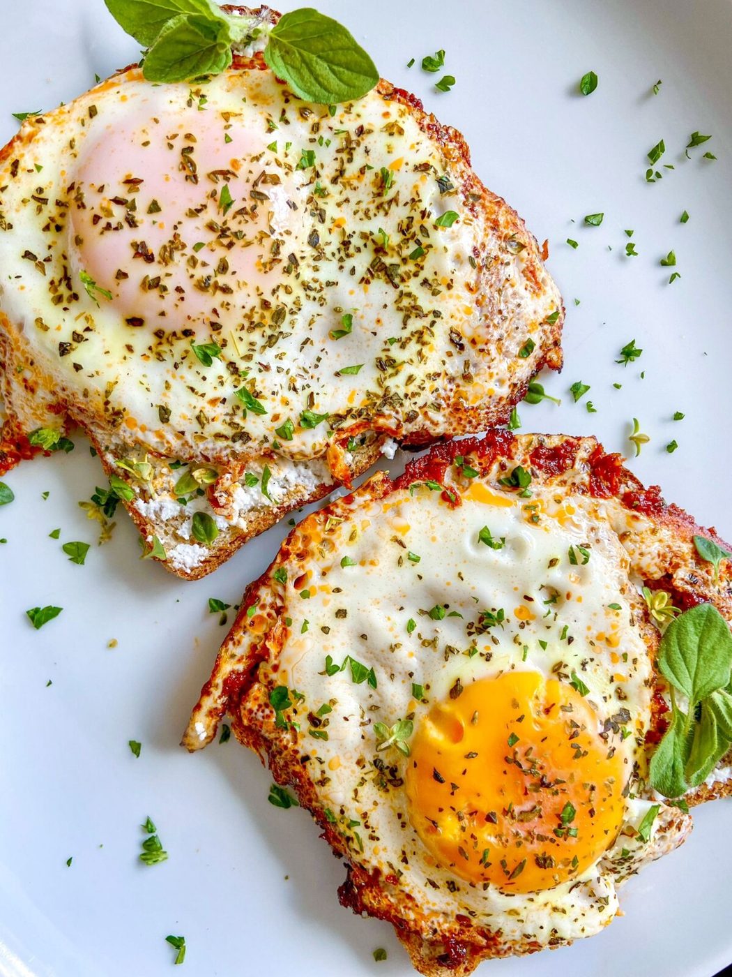 Sun Dried Tomato Pesto Eggs