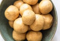 Honey-Sweetened Peanut Butter Power Bites