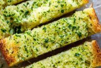 The Ultimate Easy Garlic Bread
