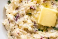 Velvety Roasted Garlic Mash
