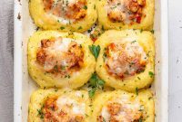 Hearty Chicken with Silky Potatoes