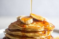 Velvet Banana Pancakes