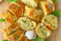 Irresistible Cheesy Garlic Bread