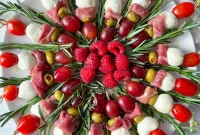 Festive Antipasto Wreath