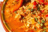 Hearty Bell Pepper and Ground Beef Soup