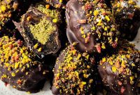 Exquisite Dubai Chocolate Dates
