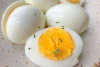 Effortless Peel Hard-Boiled Eggs