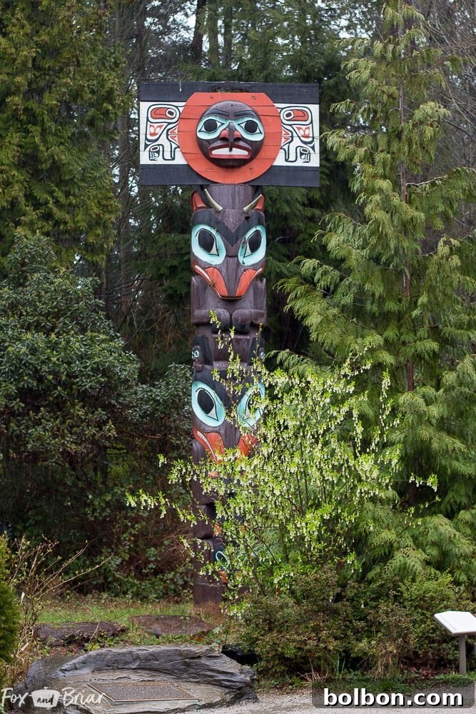 Maximize Your Vancouver Weekend: An Ultimate 36-Hour Itinerary 4 Majestic Totem Pole at Stanley Park, a cultural highlight and popular attraction in Vancouver, BC.