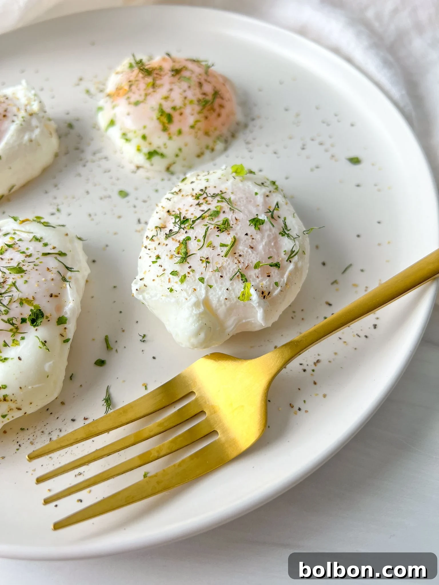 How To Poach Eggs